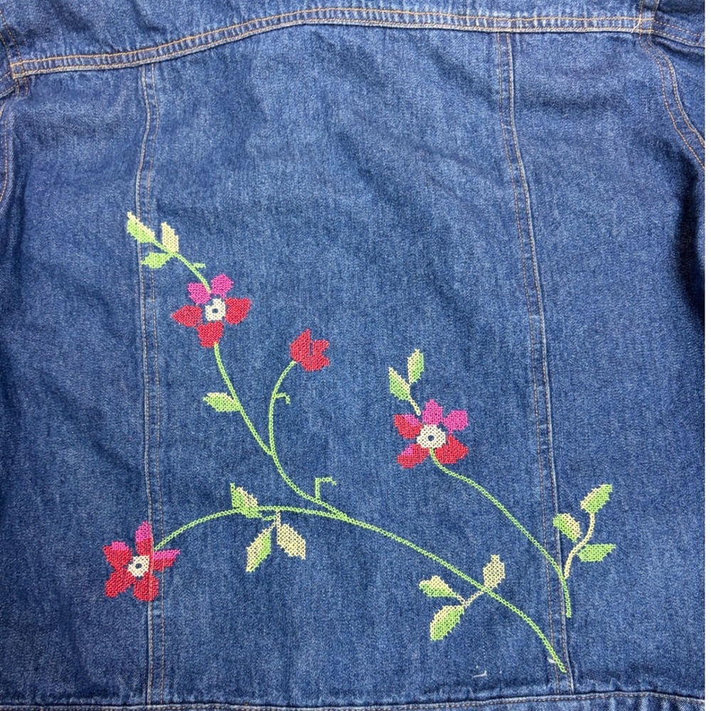 Coldwater Creek Womens Small Denim Jacket Floral Cross Stitch Embroidery Blue - Picture 6 of 8